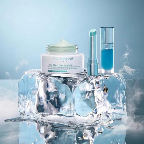 Miniatura 9 de Clarins Lip Comfort Oil Aceite labial hidratante, nutritivo y humectante Acabado ligero, alto brillo Calma, conforta y protege los labios