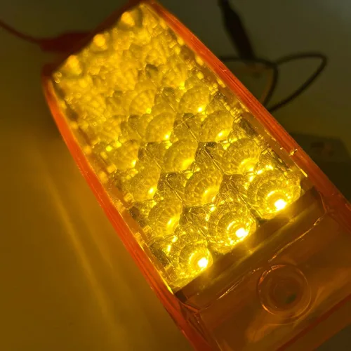 Miniatura 11 de All Star Truck Parts 10 luces de señalización lateral ámbar + 10 luces de señalización lateral rojas de 15.24 cm, 21 LED, rectangulares, 12V