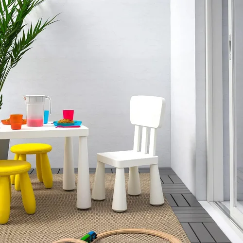 Miniatura 2 de IKEA MAMMUT Mesa infantil, en/exterior Con 2 sillas [blanco]