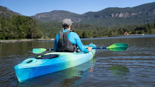 Miniatura 4 de Perception Joyride - Kayak sentado dentro para adultos y niños - Kayak recreativo y multiagua con ranura para selfie Deja Vu
