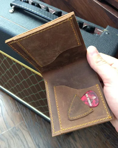 Miniatura 2 de AXE HEAVEN GW-010 Cartera de guitarra eléctrica hecha a mano de cuero