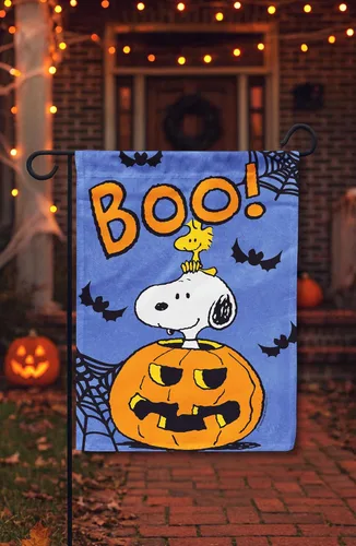 Miniatura 3 de Flagology, PEANUTS® Boo Snoopy and Woodstock - Bandera de jardín de 12 x 18 pulgadas, bandera para exteriores, tela exclusiva de primera calidad