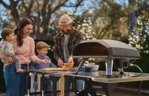Miniatura 4 de Horno de pizza Ooni Koda 2 de gas – Horno de pizza al aire libre de 14" cocina pizza en 60 segundos, incluye regulador de 28 mBar y manguera de gas
