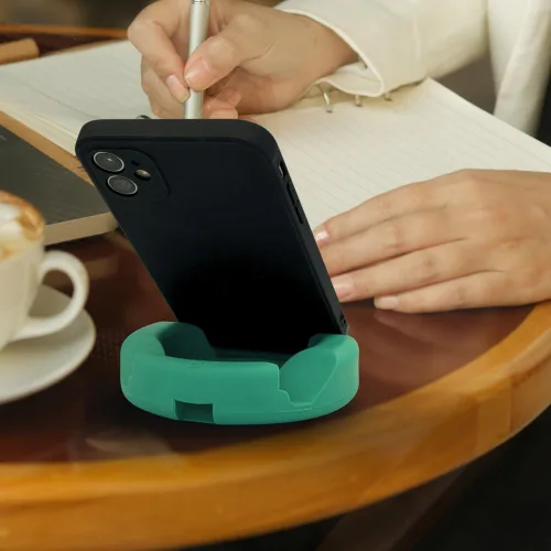 Miniatura 6 de GoDonut Plus+ - Soporte para teléfono inteligente y tableta, compatible con fundas Lager con acceso al puerto de carga, para uso en el trabajo