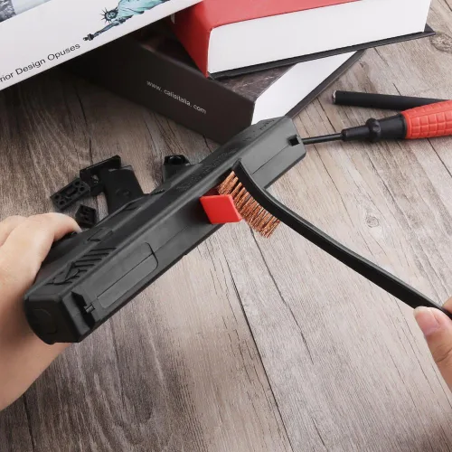 Miniatura 6 de Accmor Kit universal de herramientas de limpieza de pistola, incluye 3 cepillos de cerdas de nailon de latón de doble punta y 4 púas de limpieza