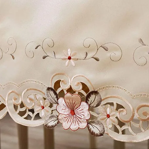 Miniatura 11 de LeLehome - Mantel de encaje bordado con flores cafés, color crema y beige, diseño clásico y tela que no se arruga para mesa de comedor