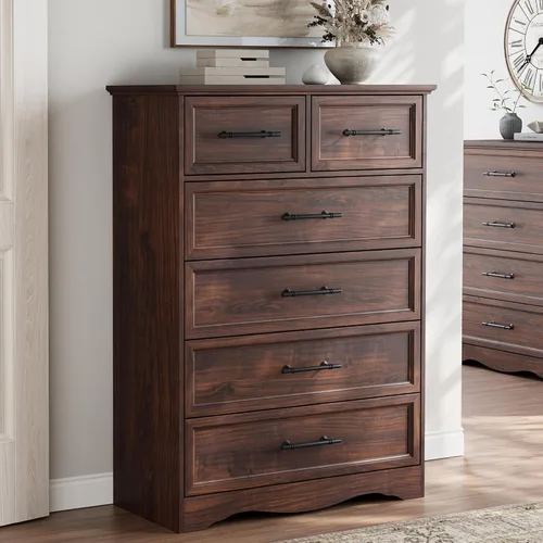 Miniatura 12 de Mesita de noche con estación de carga, Mesa auxiliar estilo granja de 19.7" con almacenamiento de 3 cajones, Mesa lateral de cama de madera