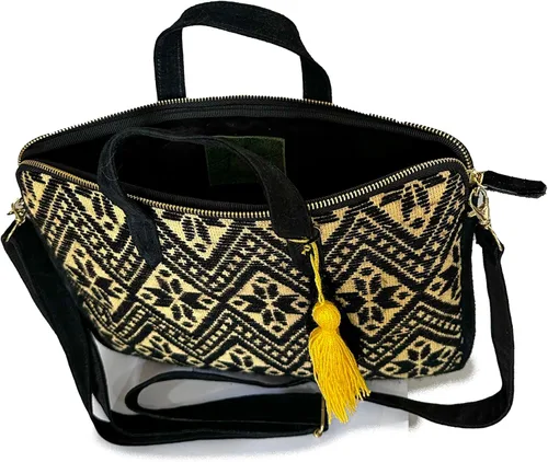 Miniatura 5 de Funda para portátil de 13" "Martha", fabricada por Jühue Artesanal, Funda negra para portátil, funda para portátil hecha a mano hecha en México