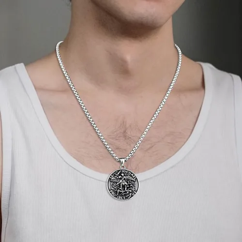 Miniatura 6 de FLYUN St Michael Necklace for Men, Archangel Saint Michael Pendant Medal in Stainless Steel