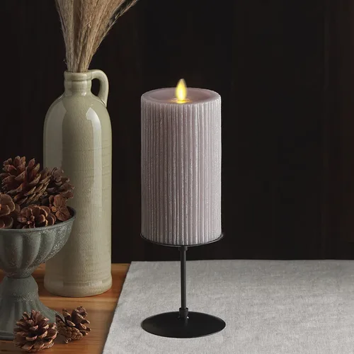 Miniatura 2 de Luminara Pilar metálico en relieve, vela LED gris sin llama de 3.25 x 6.5 pulgadas, tecnología de llama real a pilas con función de temporizador