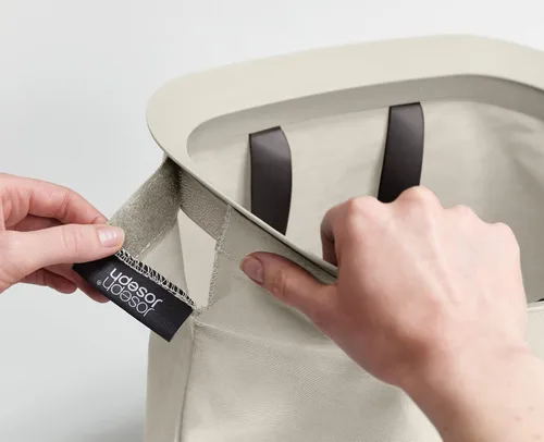 Miniatura 4 de Joseph Joseph Tota - Cesta separadora de ropa sucia de 90 litros/23.8 galones con tapa, 2 bolsas de lavado extraíbles con asas, color crudo Ecru