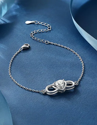 Miniatura 8 de MomentWish Infinity Heart Bracelet for Women, Moissanite Bracelet Gifts for Her, D Color VVS1 Simulated Diamond 925 Sterling Silver Infinity