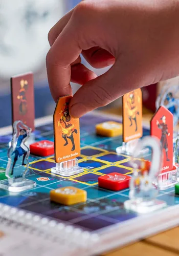 Miniatura 3 de Funko Avatar: The Last Airbender Crossroads of Destiny Juego de mesa para 2-4 jugadores de 10 años en adelante