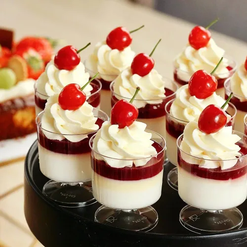 Miniatura 4 de Zezzxu Mini Copas de Postre de 2 oz con Cucharas, Paquete de 100 Copas Desechables para Aperitivos Copas de Mousse Copas Pequeñas de Plástico tipo