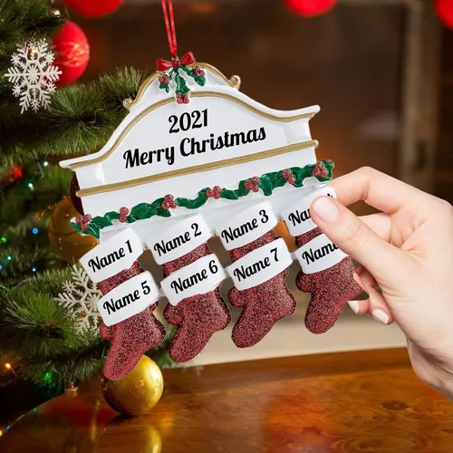 Miniatura 4 de Amlion Adornos personalizados de cerámica para calcetines de Navidad, familia de 2 a 8, nombres personalizados, estilo tradicional, ocasión