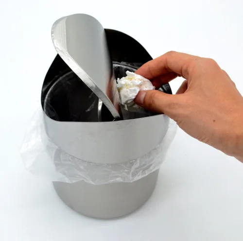 Miniatura 4 de Juego de 2 botes de basura mini de encimera de acero inoxidable cepillado con tapa oscilante, viene con bolsa de basura, 1.5 L / 0.40 galones