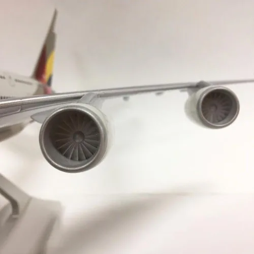 Miniatura 5 de ZEZEFUFU Simulación 1:400 Asiana Airlines A380 Avión Metal Avión Modelo para Colección Regalo Aviación Ciencia Exposición