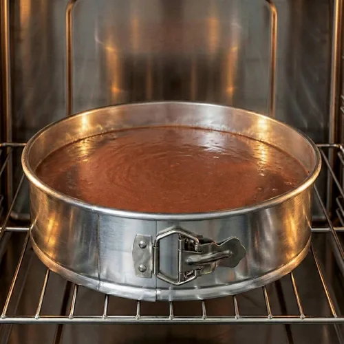 Miniatura 4 de Restaurantware Met Lux - Molde redondo para tartas de 9 pulgadas, 1 molde desmontable – pestillo de liberación inferior extraíble, bandeja
