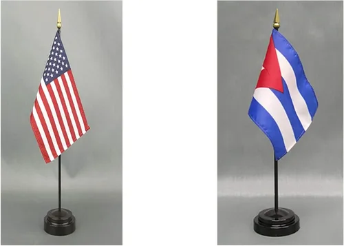 Miniatura 43 de Juego de banderas de escritorio de Afganistán, hecho en Estados Unidos, de rayón de 4 x 6 pulgadas, escritorio de oficina y pequeñas banderas