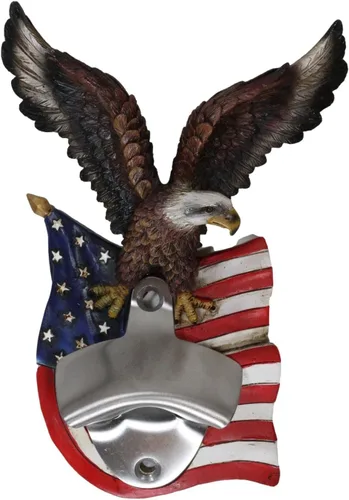 Ebros Gift Country Patriotic USA Freedom se eleva con águila calva con alas abiertas que se posan en la pared de la bandera de EE. UU