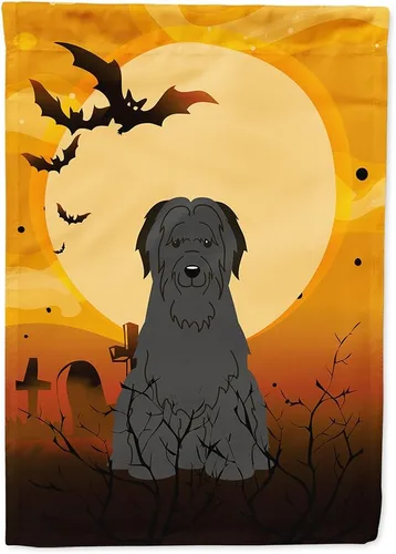 Miniatura 258 de Caroline's Treasures BB4307GF - Bandera de Halloween Airedale para jardín, bandera decorativa para patio exterior, obras de arte de patio, macizos