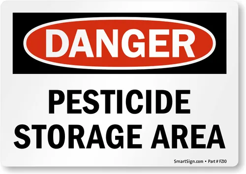 SmartSign Etiqueta OSHA de 3.5 x 5 pulgadas "Peligro - Área de almacenamiento de pesticidas", poliéster adhesivo laminado de 3 mil, rojo, negro y