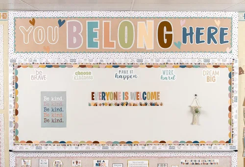 Miniatura 4 de Teacher Created Resources Everyone is Welcome - Borde recto enrollado con puntos pintados (TCR8912)