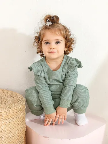 Miniatura 5 de Conjunto de ropa de 2 piezas para niña con diseño de corazón texturizado con volantes, sin botones de manga larga y lazo frontal