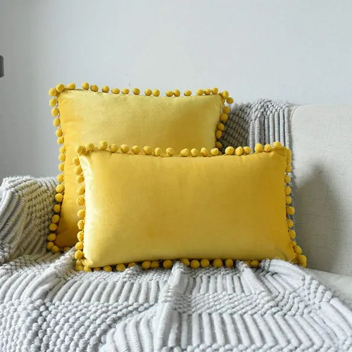 Miniatura 14 de vctops Funda de cojín lumbar con pompones, de terciopelo suave, sólida, decorativa, para sofá, dormitorio o automóvil, 1 pieza