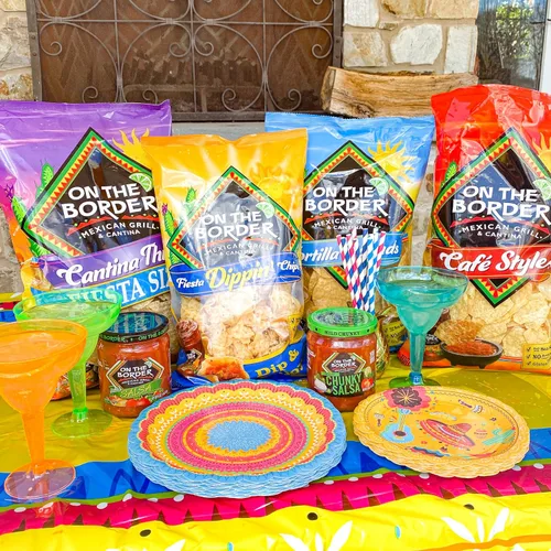 Miniatura 3 de On The Border Paquete variado de salsa (Mild, Med, Caliente, Salsa con Queso)