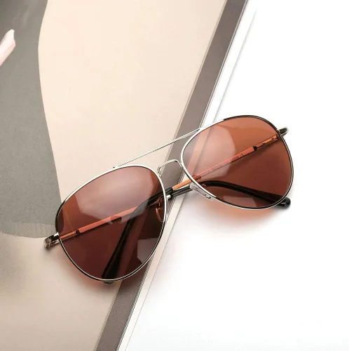 Miniatura 5 de SomniLight FL-41 - Gafas de sensibilidad a la luz para exteriores para fotofobia, luz azul y migrañas (estilo aviador) polarizadas