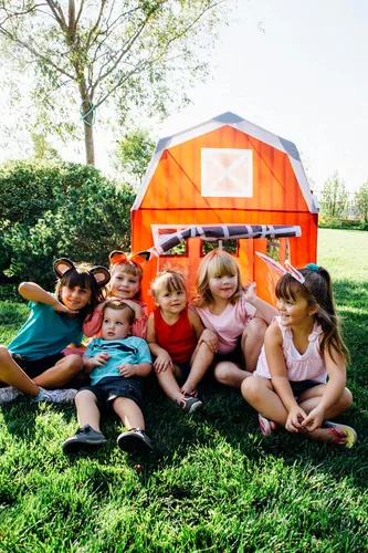 Miniatura 19 de Pacific Play Tents 60810 Barnyard Playhouse Carpa, 48 x 38 x 48 pulgadas, Multi