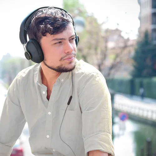 Miniatura 5 de JLab Audio Bombora - Auriculares con micrófono universal, marrón mate/dorado