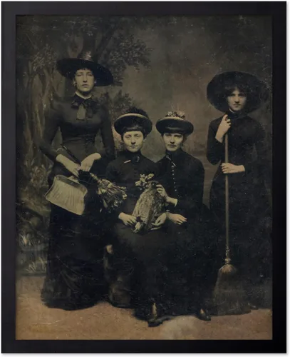 Miniatura 21 de Monem Art - Póster vintage de brujas que van a su sábado, impresión retro de brujas desnudas, arte de Halloween, arte pagano, regalo para hombres