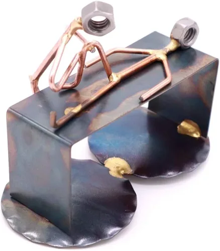 Figura de metal para fisioterapeuta, soldada a mano, arte de metal reciclado, accesorio único de escritorio, decoración de oficina médica, regalo