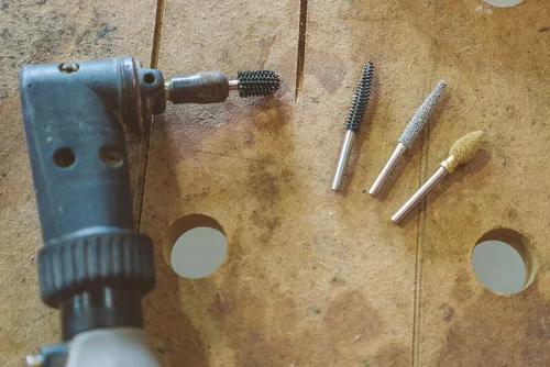 Miniatura 6 de Kutzall Fresa Rotary Cónica Original, Eje de 1⁄8", Fina - Broca de Tallado de Madera para Dremel, Foredom, DeWalt, Milwaukee. Carburo de Tungsteno