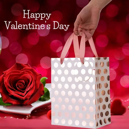 Miniatura 8 de UNIQOOO 12 bolsas de regalo de papel de aluminio de oro rosa a granel, lunares rosas con etiqueta, bolsas de papel kraft de reciclaje duraderas