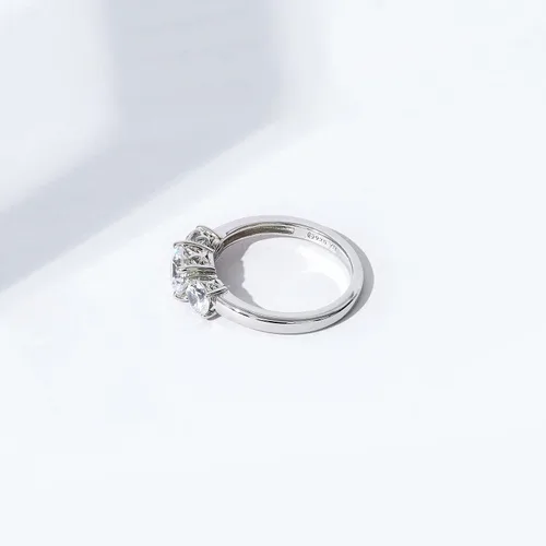 Miniatura 6 de Tienda Collection Platinum or Gold Plated Sterling Silver Round 3-Stone Ring made with Infinite Elements Cubic Zirconia