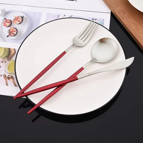 Miniatura 4 de JASHII Juego de 40 cubiertos de color rojo mate y plateado, juego de cubiertos de acero inoxidable para 8 personas, incluye cucharadas de tenedor