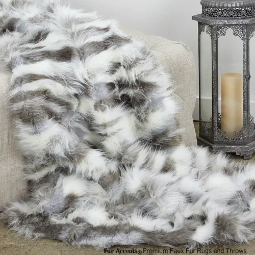 Miniatura 10 de Fur Accents Manta suntuosa de piel sintética de lujo, calidad de diseñador fabricada en Estados Unidos, Winter Fox