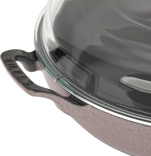 Miniatura 3 de STAUB - Cazuela de hierro fundido de 3.5 cuartos con tapa de cristal, color lila