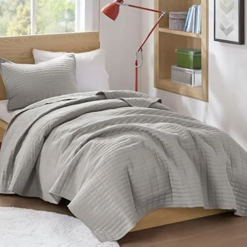 Miniatura 40 de Comfort Spaces Juego de edredón de tamaño King extragrande de color blanco de 120 x 118 pulgadas, colcha acolchada de microfibra ligera de verano