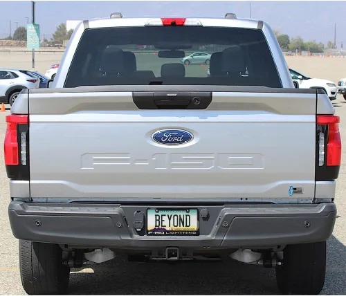 Miniatura 4 de iPick Image Compatible con marco de matrícula de fibra de carbono real Ford F-150 Lightning negro