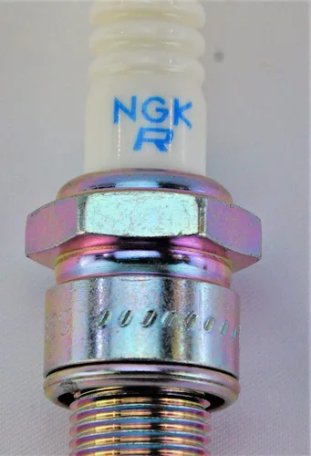 Miniatura 6 de NGK BR8ES 10 Bujías en caja (5422) F C