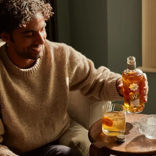 Miniatura 4 de CleanCo Clean W - Alternativa al Whiskey Sin Alcohol Destilados Premiados de Cero Prueba Sin Azúcar, Bajas Calorías, Sin Edulcorantes Vegano