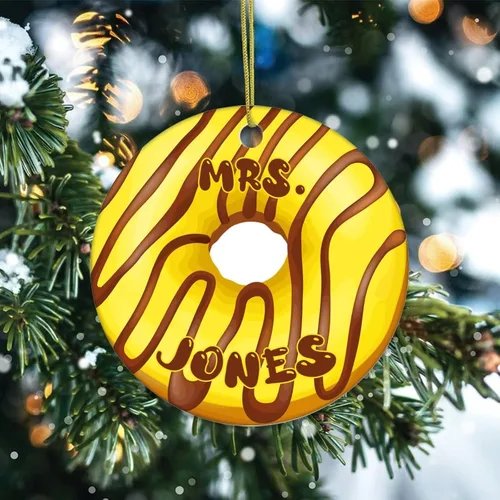 Miniatura 2 de Cheyan Divertido nombre personalizado en donas Adorno de porcelana de Navidad Decoración del hogar Colgantes de Navidad Donuts Amantes Regalos Árbol