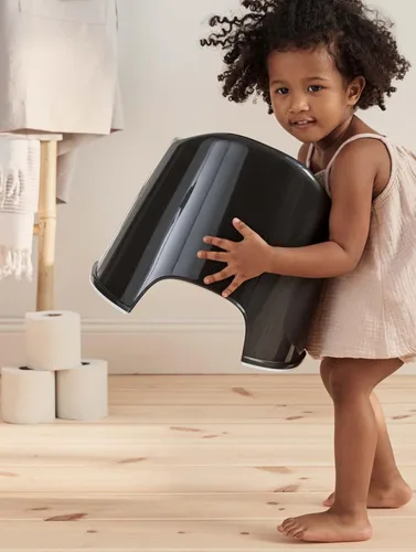 Miniatura 8 de BabyBjörn Silla para Orinal, Inodoro de Entrenamiento para Niños en Negro/Blanco, Fácil de Limpiar, Orinal Interior Extraíble, Antideslizante