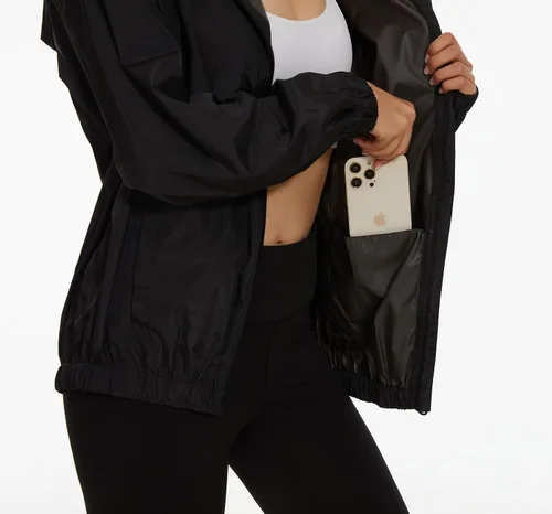 Miniatura 4 de OSTOO Chaqueta impermeable ligera para mujer, para correr, ciclismo, con capucha, para senderismo, rompevientos