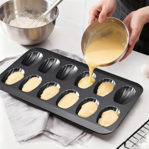 Miniatura 7 de Madeleines 12 Cavity Madeleine Baking Mould Carbon Steel with Non-Stick Coating for Oven Baking Chocolate Brownies Biscuits, Black