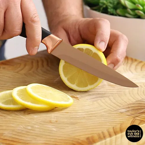 Miniatura 7 de Juego de 3 cuchillos de cocina de regalo - Brooklyn por Taylors Eye Witness. Refuerzos de color oro rosa, hojas afiladas como navajas finamente